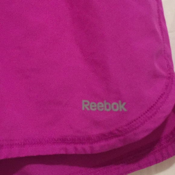 Reebok running shorts pink women’s Extra Small - Picture 2 of 5